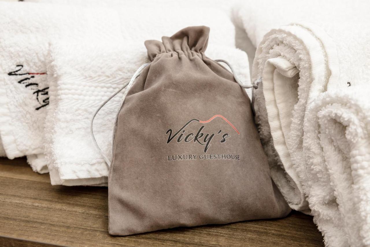 Vicky's Luxury * Napels
