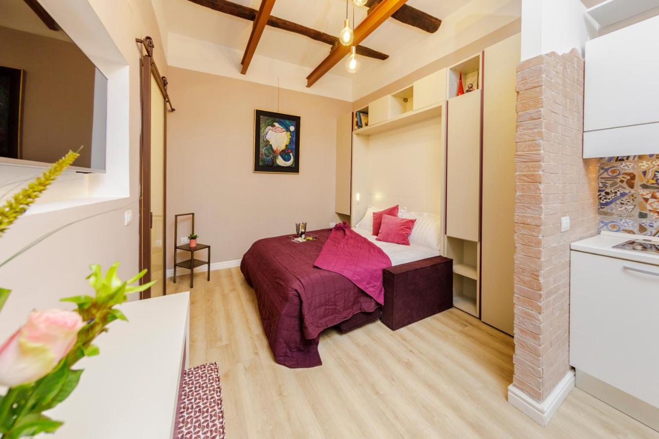 Vicky's Luxury Appartement Napels